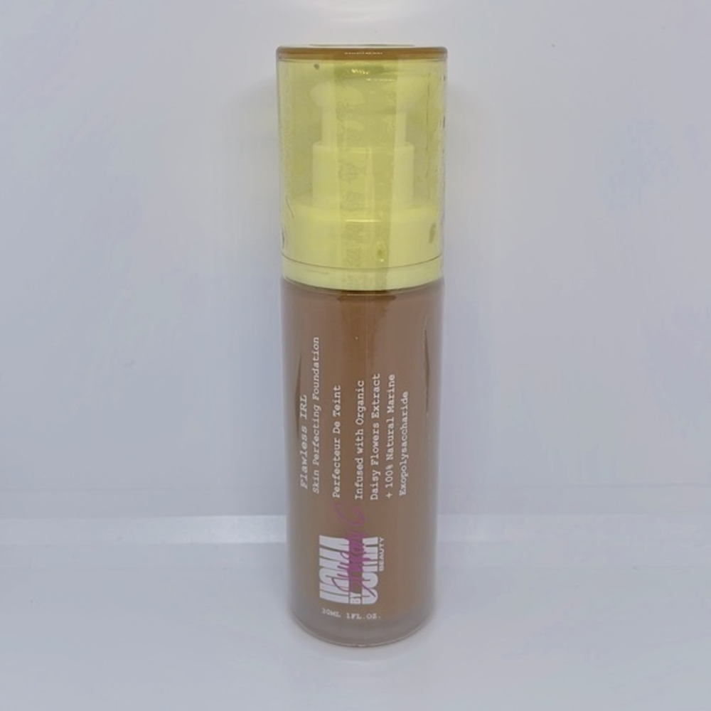 Bronze Venus T3 - Uoma by‎ Sharon C Flawless IRL Skin Perfecting Foundation